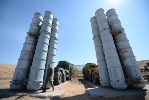 A Russian soldier during an exercise involving the S-300 surface-to-air missile systems in Astrakhan Region (RIA Novosti/Pavel Lisitsyn)