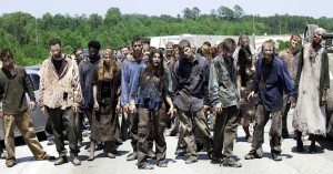 walking_dead_what_lies_ahead_zombie_hord