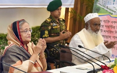 Saudi Arabia will build 560 “model” mosques (sic) in Bangladesh
