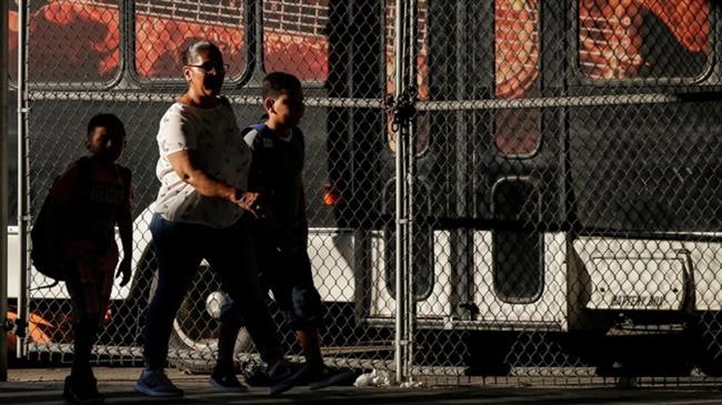 Judge tells US to pay costs of reuniting migrant families