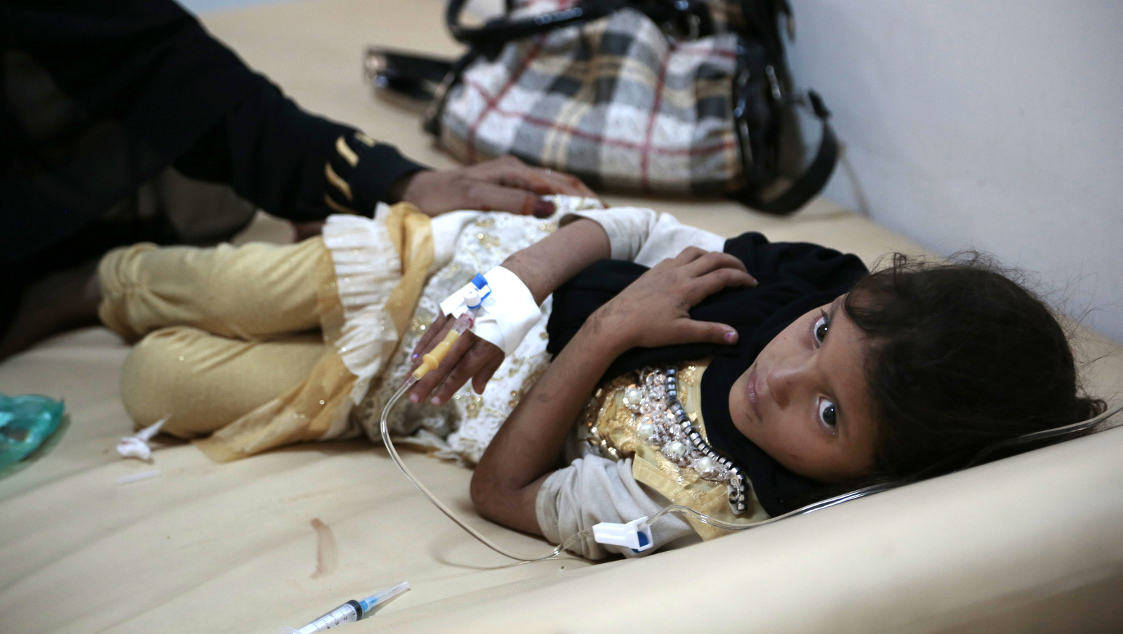 The US-Backed Coalition in Yemen is Trying to Trigger Another Massive Cholera Epidemic