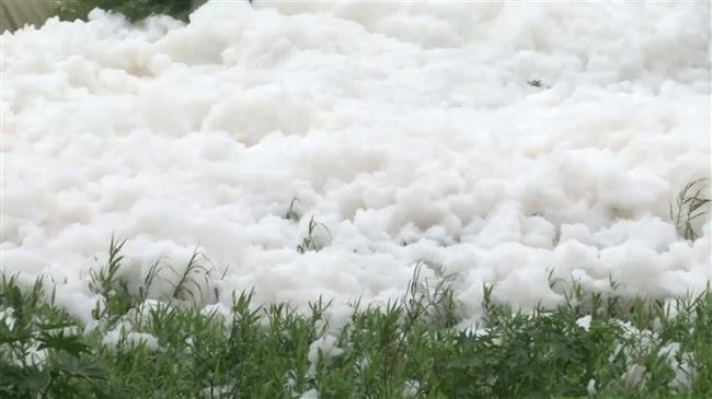 Toxic froth pollutes southern Indian river