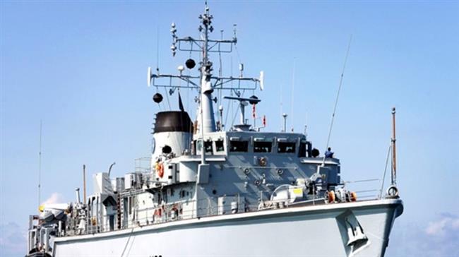 British Royal Navy vessel monitors Russian warship in English Channel