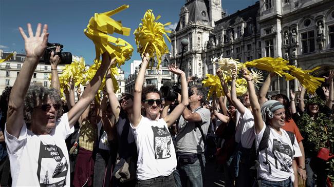 Huge ‘Rise for Climate’ rally in Paris, worldwide