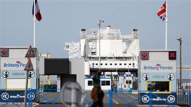 UK should end EU migrants preferential treatment: Government committee