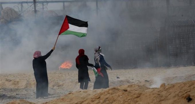 Israeli forces attack Gazan flotilla, peaceful rally