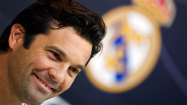 Santiago Solari takes charge of first Real Madrid training session