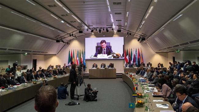 OPEC, non-OPEC producers agree to cut output