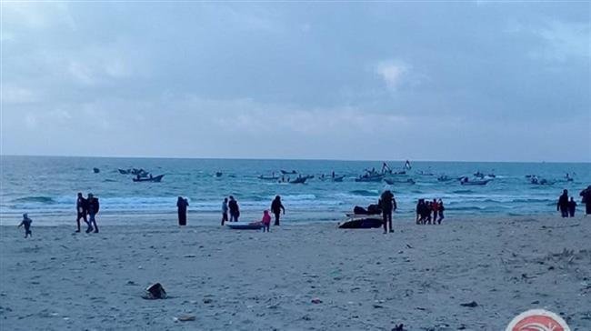 Israeli forces injure dozens of Palestinians in Gaza naval march
