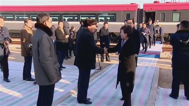 Koreas celebrate groundbreaking on road and rail connection