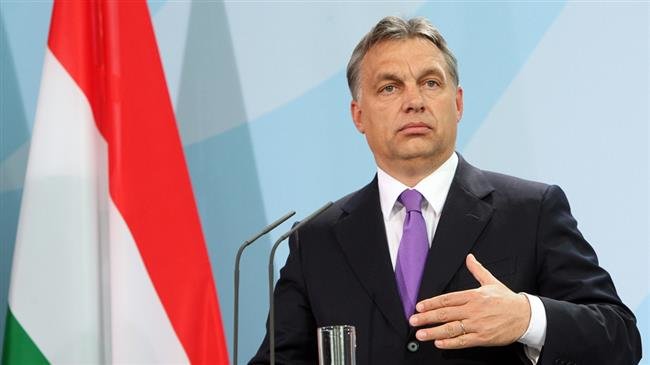 Hungary’s Orban calls on European anti-refugee politicians to take over EU