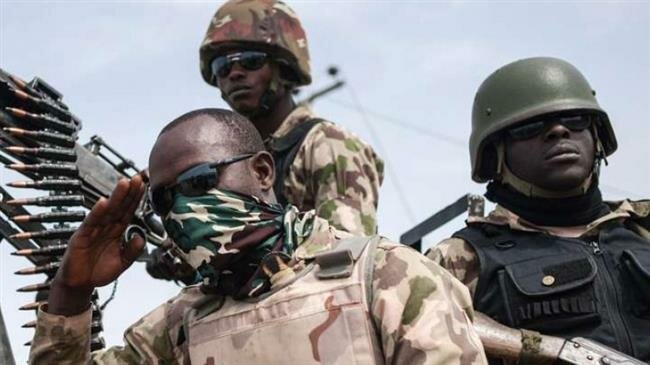 Daesh storms town on motorbikes in Nigeria, kills 11 soldiers