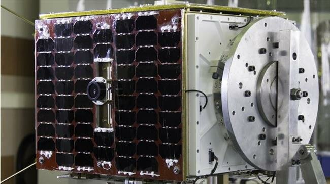 Iran to test new solar panels on Nahid 1 satellite: Minister