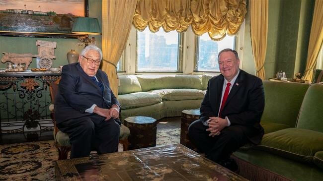 Sanders attacks ‘destructive’ Kissinger after Pompeo visit