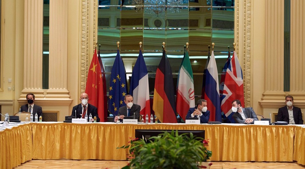 us-refusal-to-remove-iran-sanctions-will-definitely-bring-talks-to-halt:-source-to-press-tv